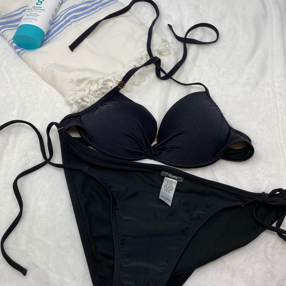 Black Bikini